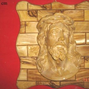 Olive wood hanging plates with gypsum 7