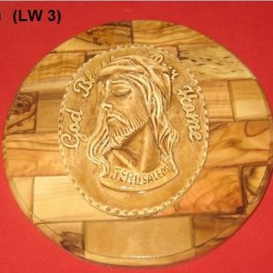 Olive wood hanging plates with gypsum 3