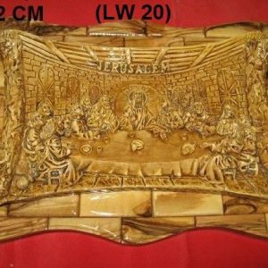 Olive wood hanging plates with gypsum 20