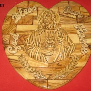 Olive wood hanging plates with gypsum 15