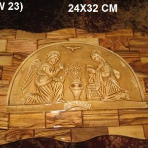Olive wood hanging plates with gypsum 23