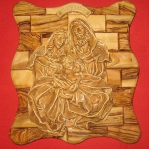 Olive wood hanging plates with gypsum 17