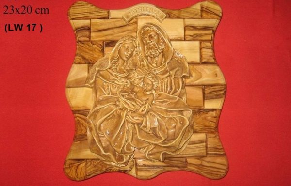 Olive wood hanging plates with gypsum 17