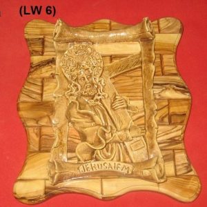 Olive wood hanging plates with gypsum 6